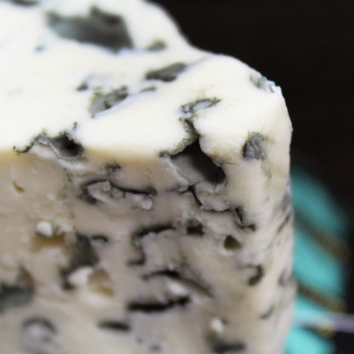 Roquefort - Cheesyplace.com
 - 2